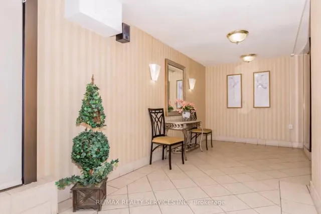 Additional image 3 of 18 Knightsbridge Rd Unit 304