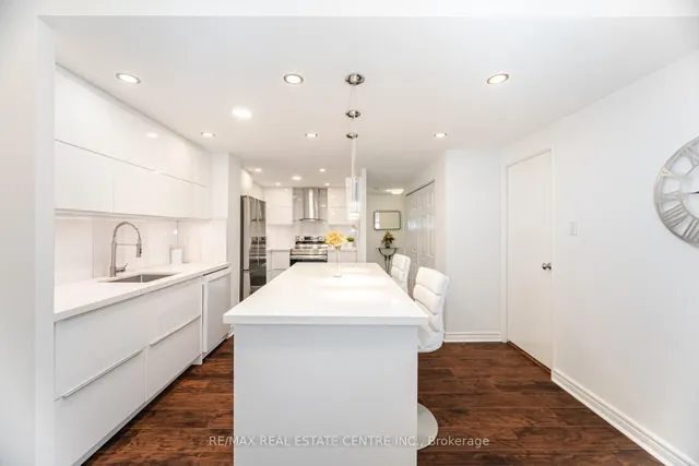 Additional image 10 of 299 Mill Rd Unit 409