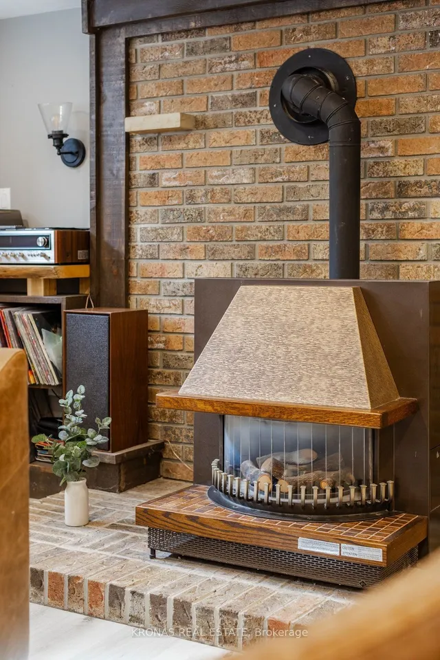 Additional image 27 of 31 Durham Rd