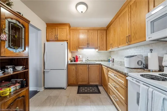 Additional image 8 of 899 Stone Church Rd Unit 2