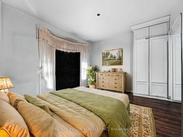 Additional image 22 of 25 Robina Ave