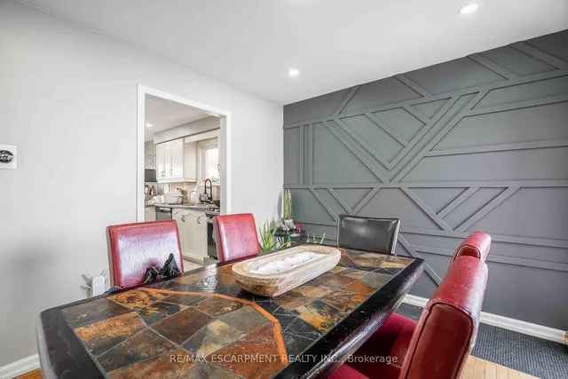 Additional image 16 of 9 Beachgrove Cres