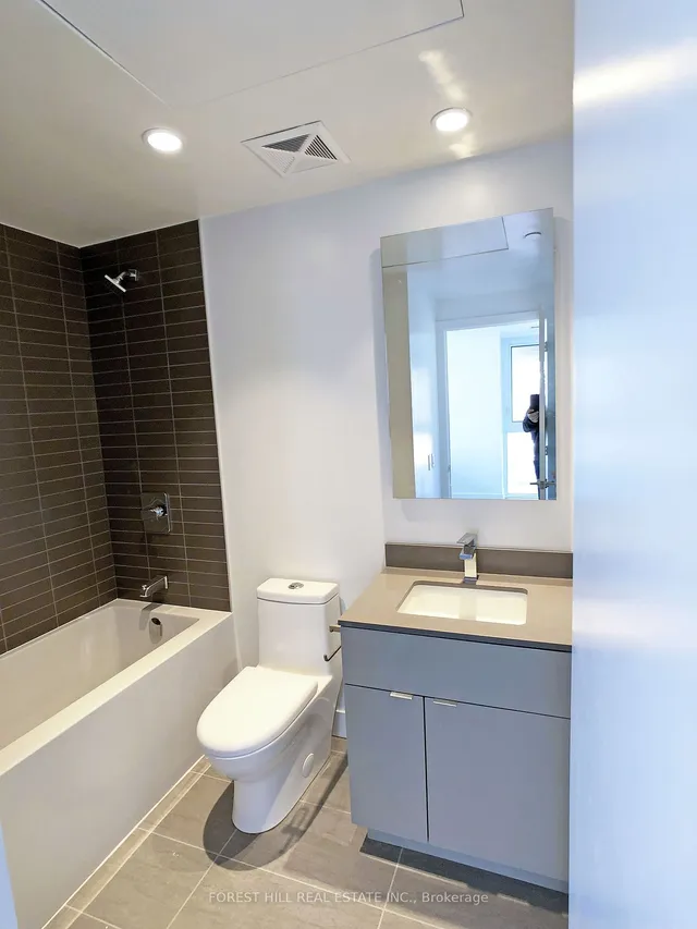 Additional image 11 of 7 Grenville St Unit 3105