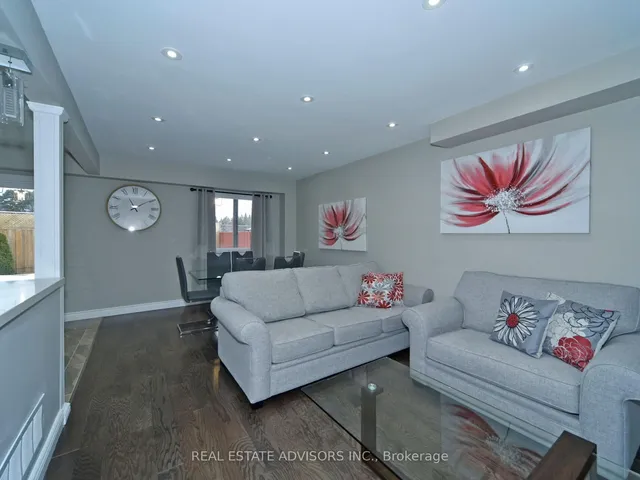 Additional image 6 of 22 Caronia Sq