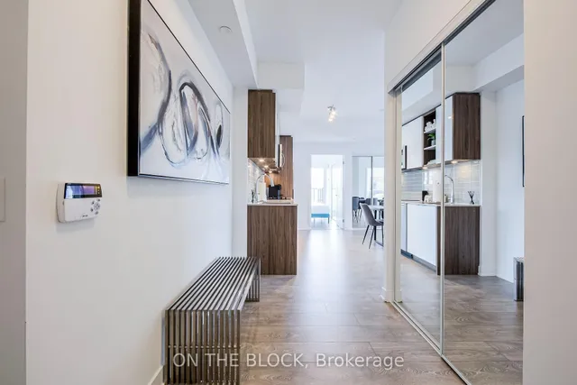 Additional image 7 of 543 Richmond St Unit 1006