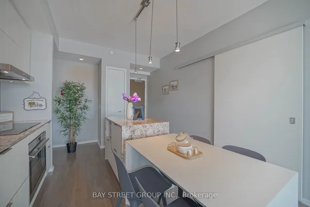 Additional image 17 of 1 Bloor St Unit 1605