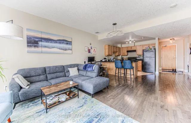 Additional image 5 of 165 Duke St Unit 106