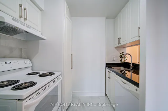 Additional image 23 of 1055 Bay St Unit 603