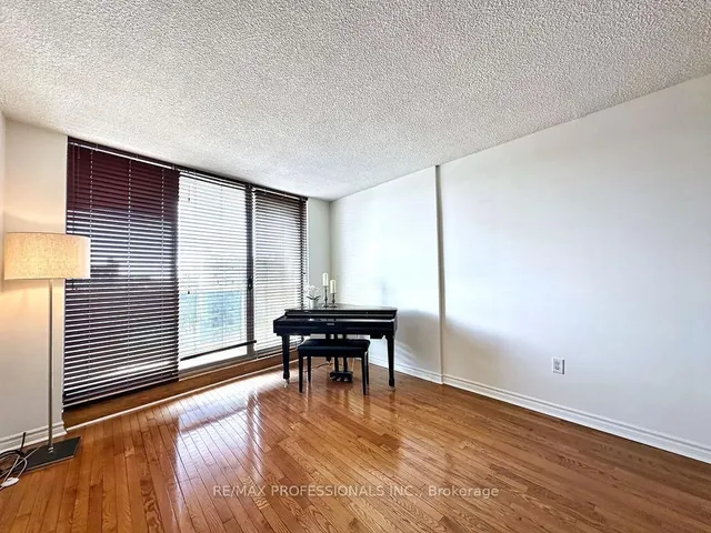 Additional image 16 of 299 Mill Rd Unit 1508