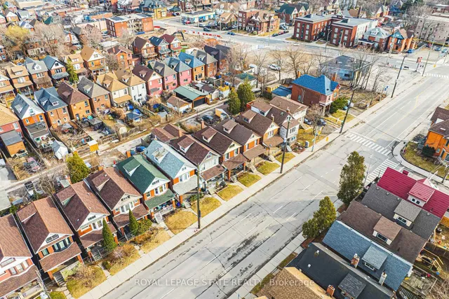 Additional image 43 of 32 Sherman Ave