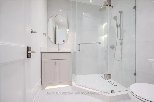 Additional image 37 of 208 Shaver Ave