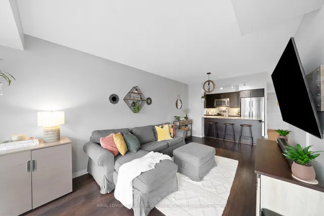 Additional image 5 of 35 Bastion St Unit 825