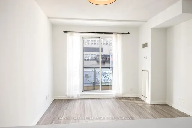 Additional image 13 of 35 Hayden St Unit 1210