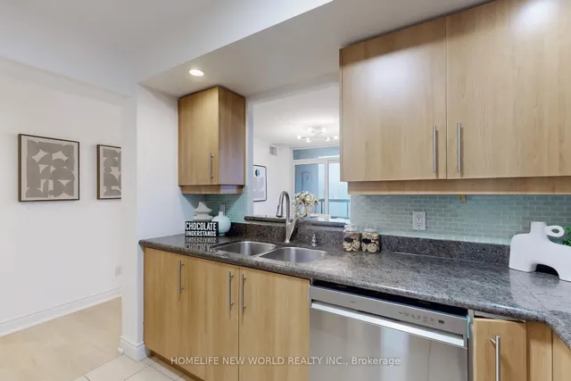 Additional image 22 of 5 Northtown Way Unit 1711