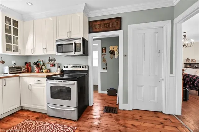 Additional image 32 of 40 Locke St