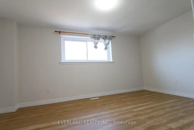 Additional image 16 of 8 Liszt Gate Unit 9