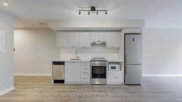 Additional image 22 of 87 Peter St Unit 1218