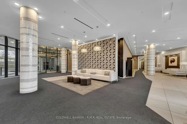 Additional image 40 of 49 East Liberty St Unit 2601