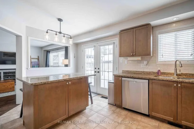 Additional image 13 of 212 Bradley Ave