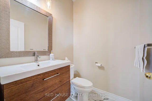 Additional image 21 of 4 Farad Crt