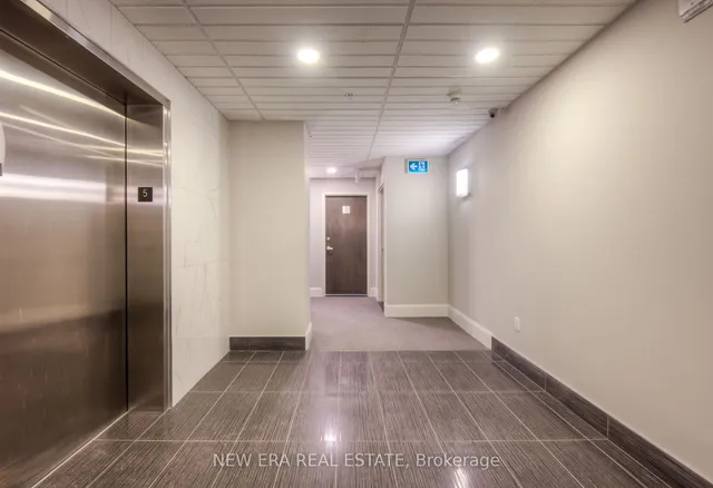 Additional image 6 of 112 King St Unit 506