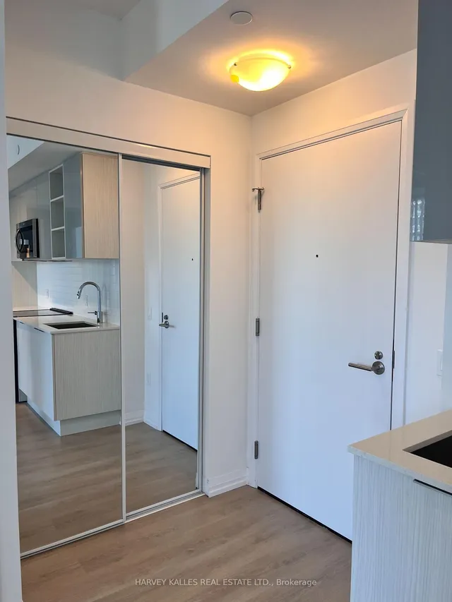 Additional image 4 of 50 Dunfield Ave Unit 2918