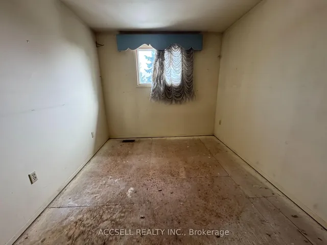 Additional image 10 of 5475 lakeshore Rd Unit 1