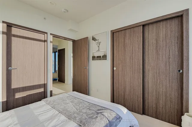 Additional image 18 of 17 Bathurst St Unit 3602