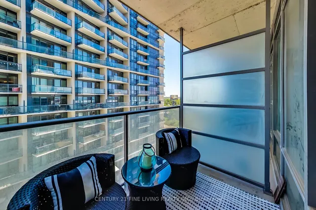 Additional image 15 of 55 East Liberty St Unit 1006