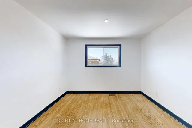 Additional image 26 of 1326 Victoria Park Ave