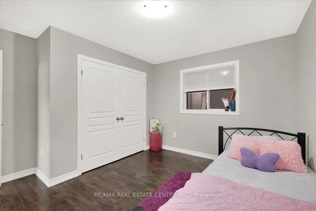 Additional image 22 of 94 IRWIN Ave