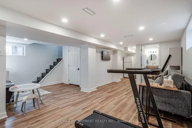 Additional image 33 of 18 HADDON Ave