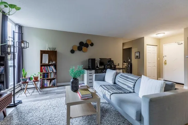 Additional image 12 of 75 Glenburn Crt Unit 409