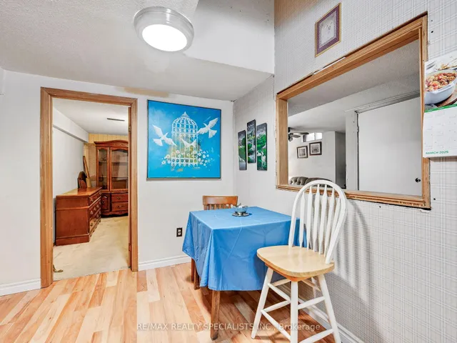 Additional image 35 of 19 Blenheim Dr