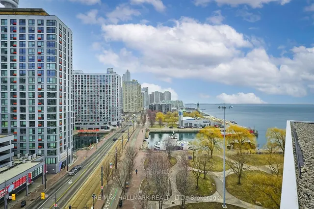 Additional image 39 of 401 Queens Quay Unit 307