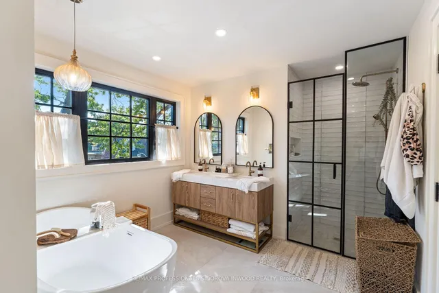 Additional image 26 of 134 Gilmour Ave