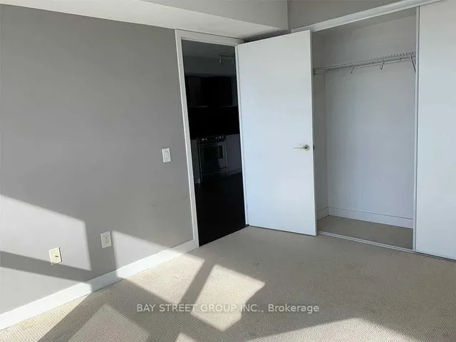 Additional image 9 of 121 Mcmahon Dr Unit 1212
