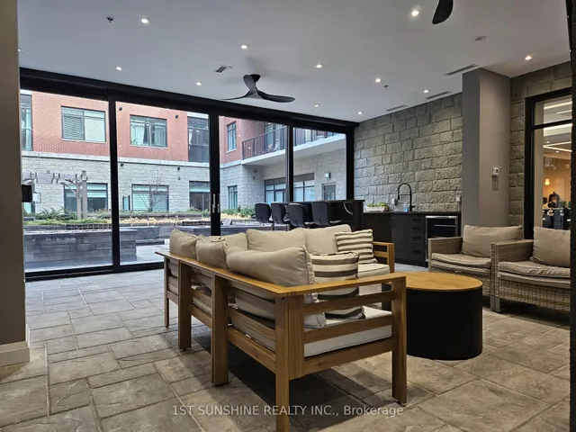 Additional image 10 of 1 Redfern Ave Unit 322