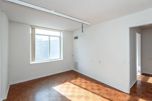 Additional image 21 of 39 Parliament St Unit 703