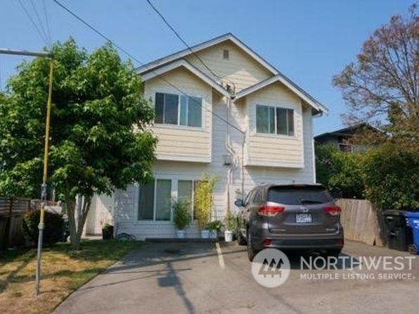 501 N 105 Street UNIT A, Seattle, WA 98133