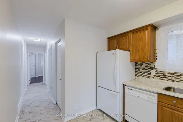 Additional image 11 of 319 Weir St