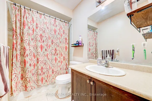 Additional image 31 of 27 Tillinghast Lane