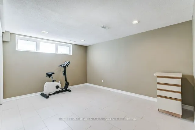 Additional image 40 of 9 Strathdee Dr
