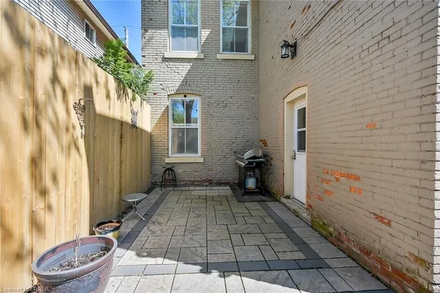 Additional image 3 of 40 Locke St