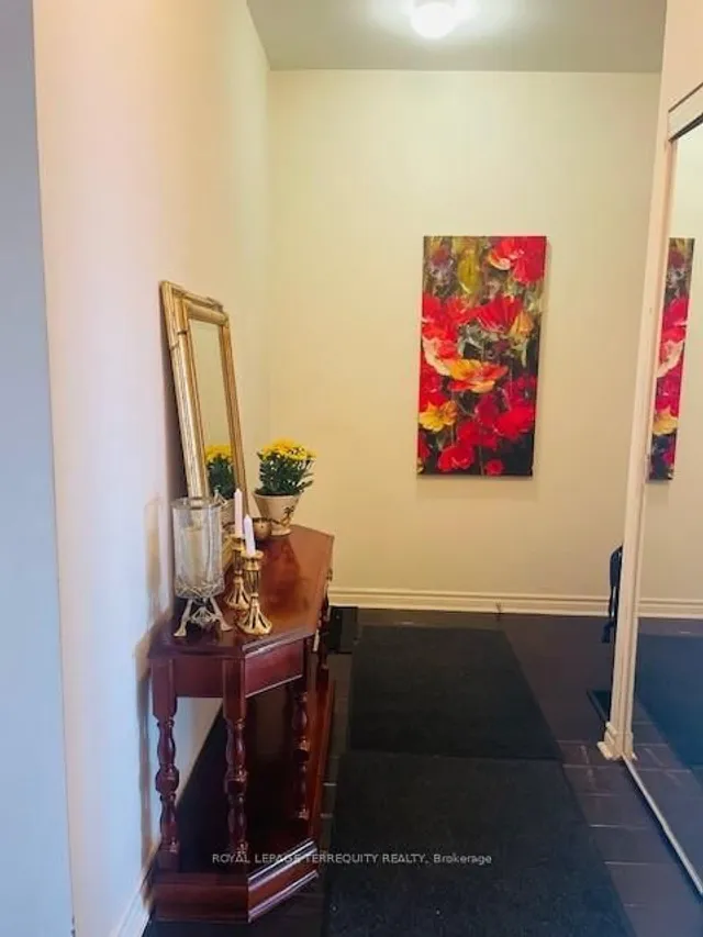 Additional image 8 of 3865 Lake Shore Blvd Unit 407