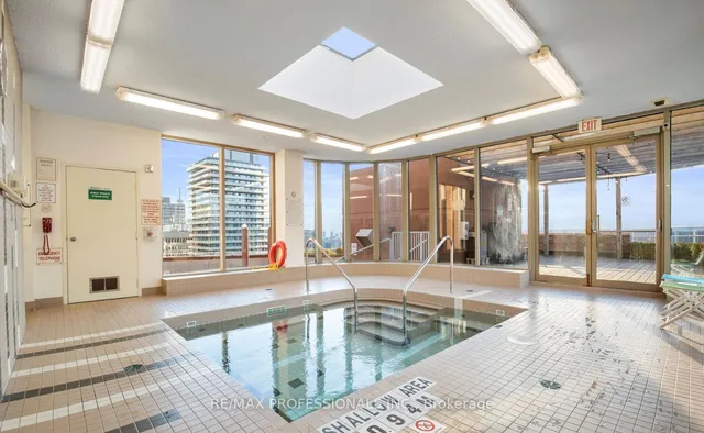 Additional image 23 of 1055 Bay St Unit 709