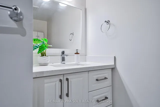 Additional image 26 of 55 Phalen Cres