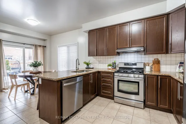 Additional image 5 of 1327 Ruddy Cres