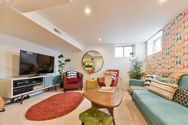 Additional image 11 of 129 Oakcrest Ave