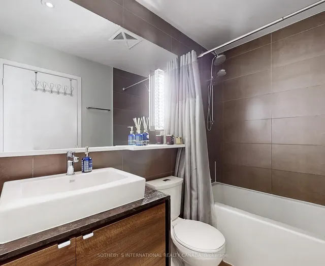 Additional image 23 of 121 McMahon Dr Unit 2916